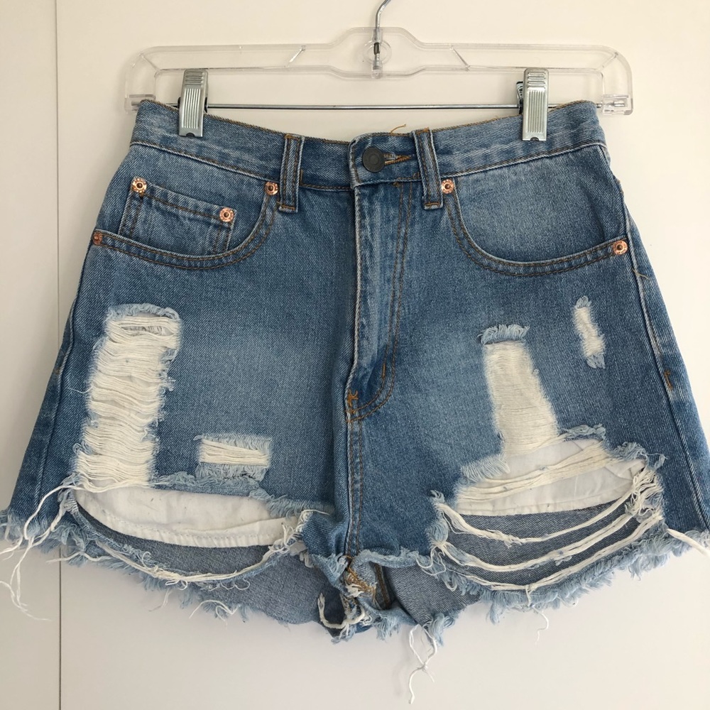Cutoff Jean shorts